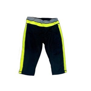Collection Sport Womens Small Black lime Green Grey Capri Leggings Yoga Pants
